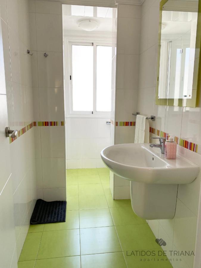 Latidos De Triana - Apartamento En Triana Totalmente Equipado เซบีญา ภายนอก รูปภาพ