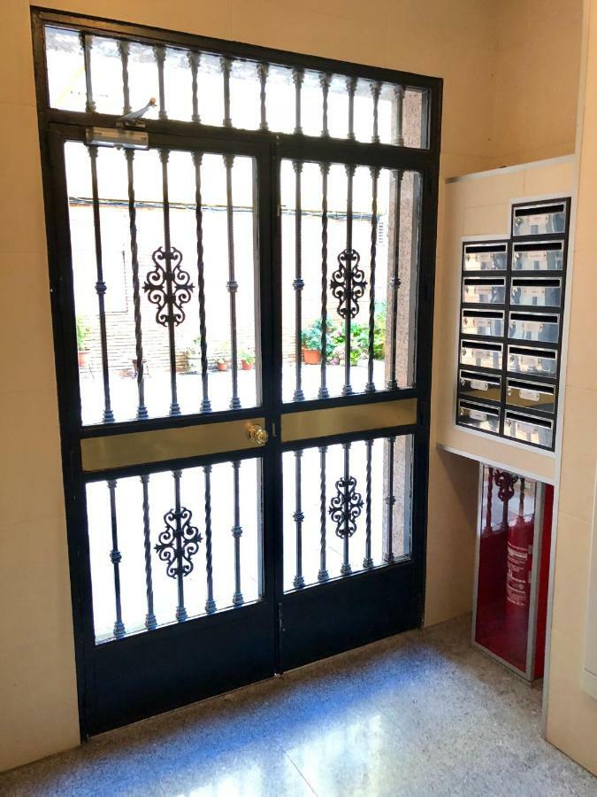Latidos De Triana - Apartamento En Triana Totalmente Equipado เซบีญา ภายนอก รูปภาพ